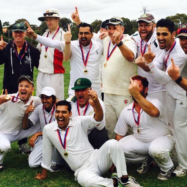 Harris Sultan (sitting in front) with the team and North West Metropolitan Cricket Association