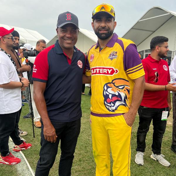 Iftikhar Ahmed with Brian Lara (left) during 2023 Global T20 Canada League