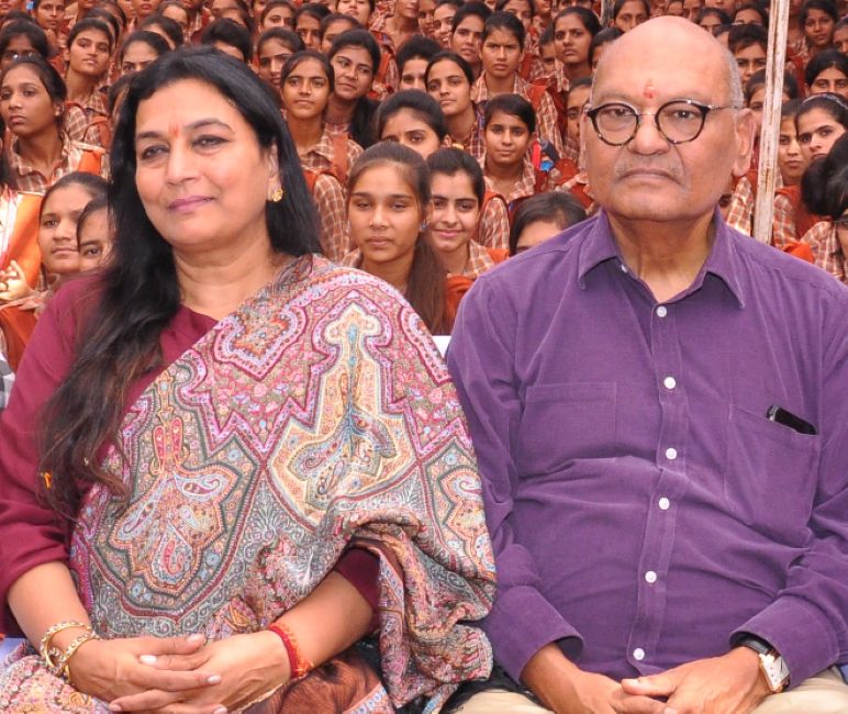 Kiran Agarwal with her husband Anil Agarwal