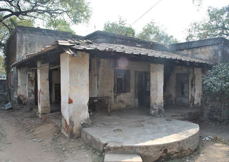 Lakshimath Bezbaruah used to stay with his parents in the house located near Mandela Chowck, Sambalpur, Odisha. Odhisa Government is planning to convert this house into a museum.