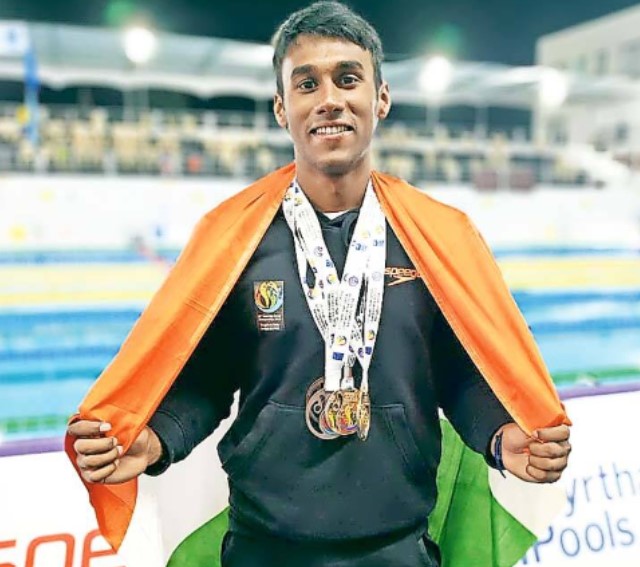 Likith Selvaraj after winning gold medals in the 2019 South Asian Games