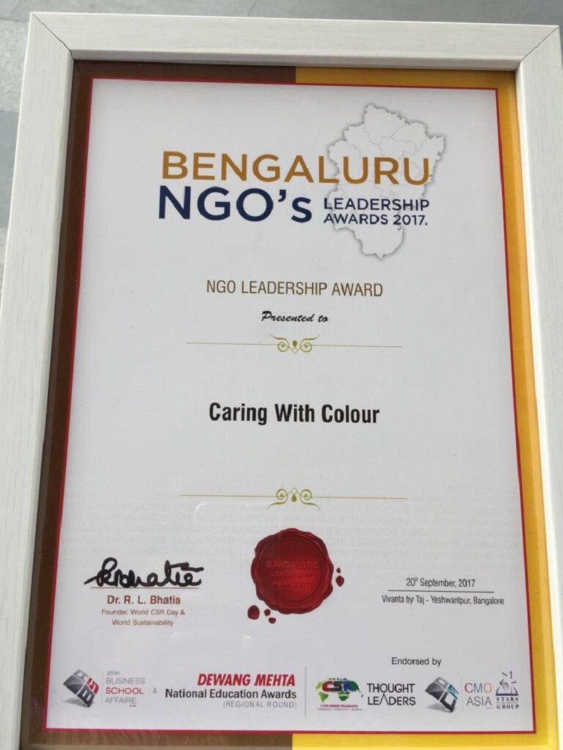 Manasi Kirloskar's 'Caring with Colour' received Bengaluru NGO's Leadership Award