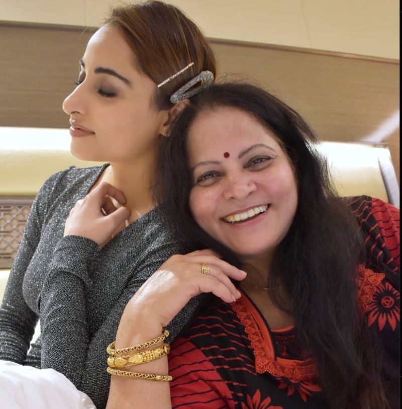 Niyati with her mother