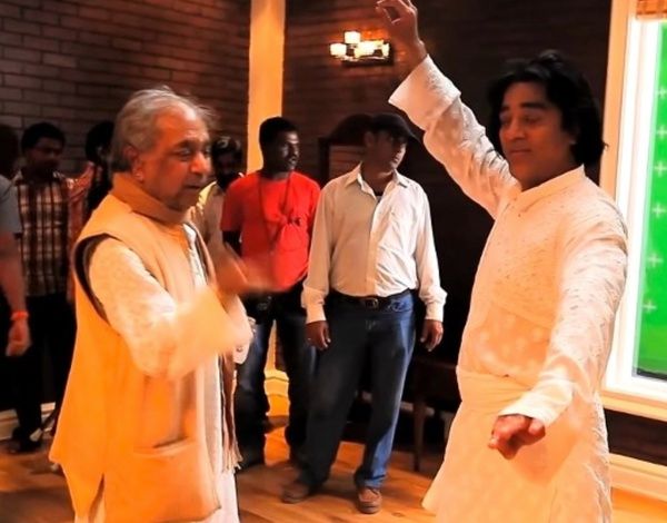 Pandit Birju Maharaj with Kamal Haasan (right) during the shoot of 'Vishwaroopam'