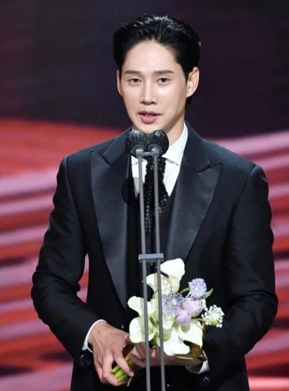 Park Sung-hoon at the KBS Drama Awards 2021