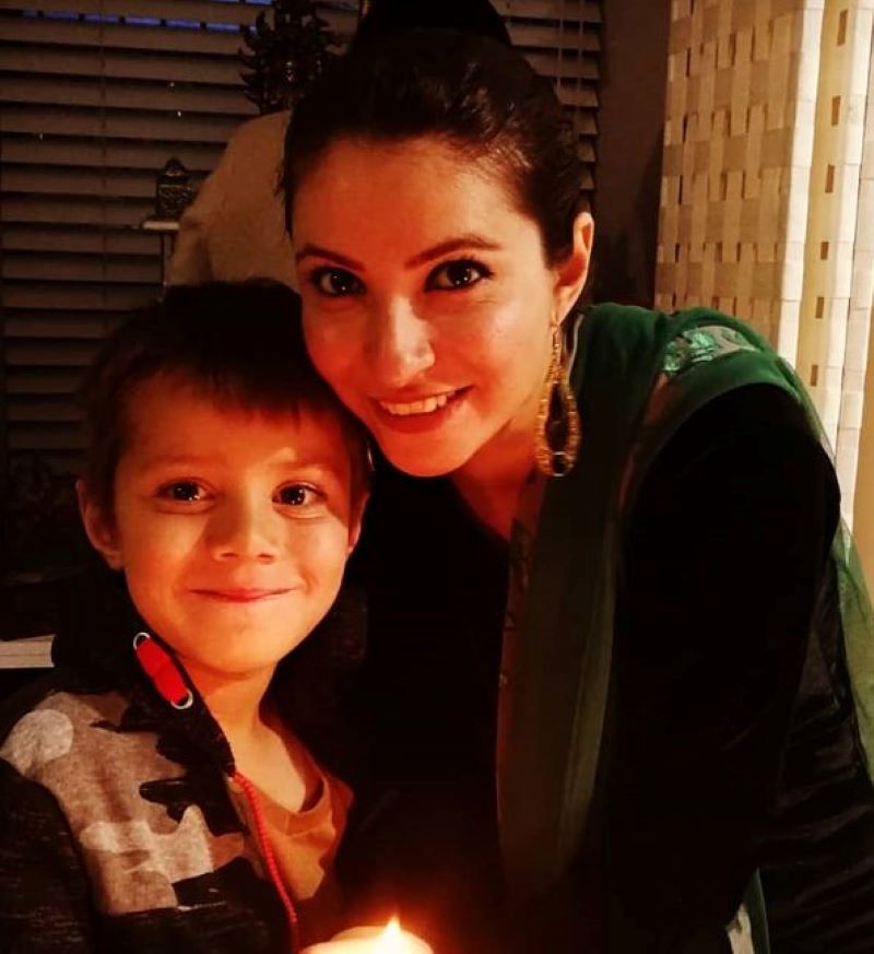 Pooja Tandon with her son