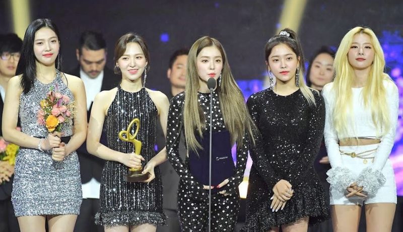 Red Velvet after receiving the Culture Minister’s Award in 2018