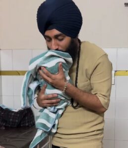 Gurpreet Kaur (Kulhad Pizza) Wiki, Age, Husband, Family, Biography