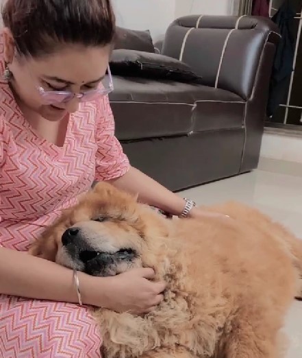 Swati Tarar with her pet dog, Gabbar