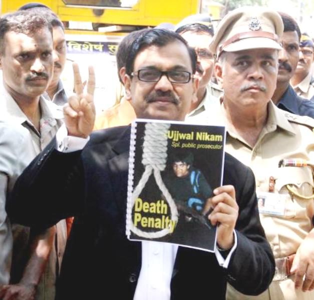 Ujjwal Nikam after the pronouncement of the death sentence to Ajmal Kasab