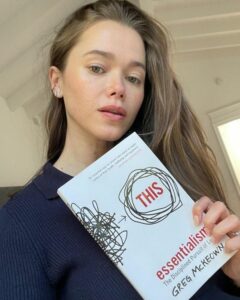 Valeria Lipovetsky Wiki, Height, Age, Husband, Children, Family