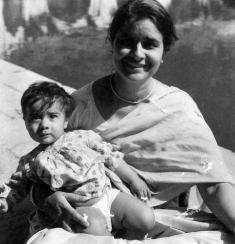 A childhood photo of Ranvir Shorey with his mother
