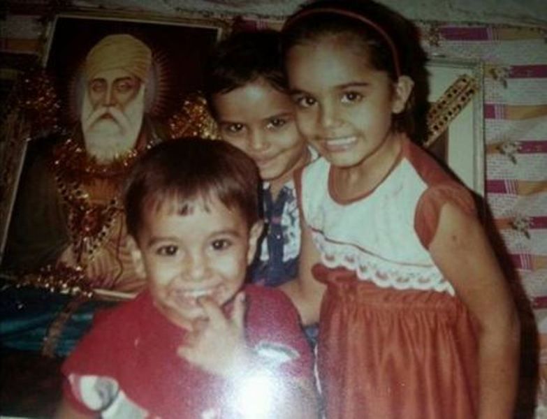 A childhood picture of Vishal Pinjani (left)