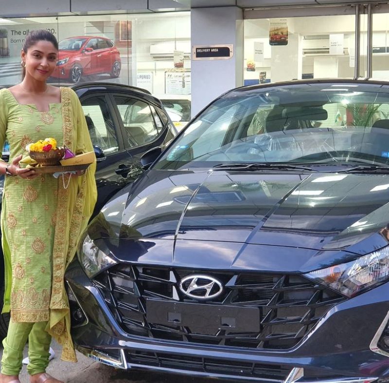 Angana Roy with her car