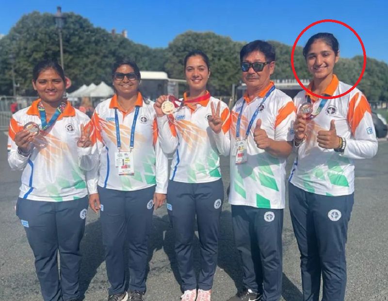 Bhajan Kaur with her team after winning bronze at the Hyundai Archery World Cup