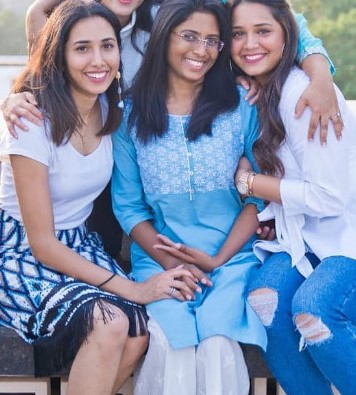 Dipika Pallikal (extreme right) with her two sisters