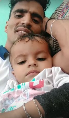 Gulveer Singh with his son