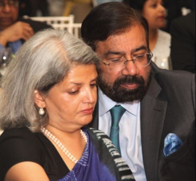 Harsh Goenka with his wife, Mala Goenka, at an award function