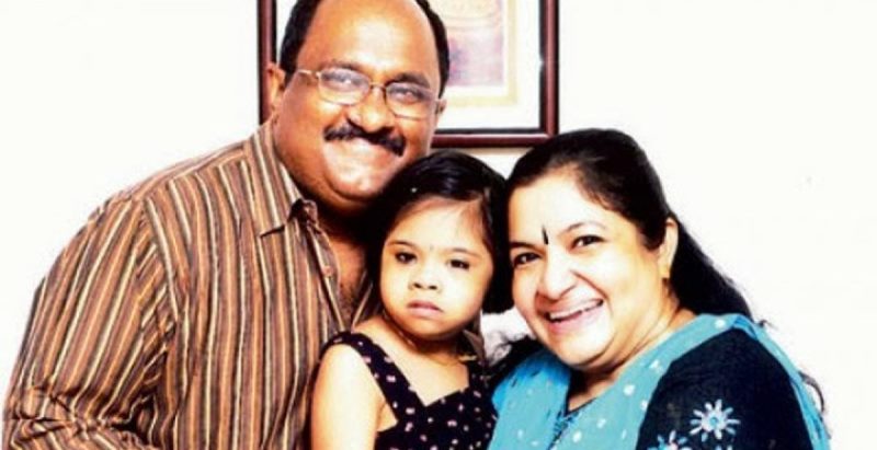 K. S. Chithra with Vijayashankar and her daughter
