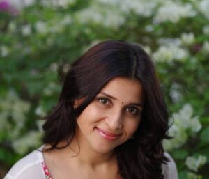 Mannara Chopra (Bigg Boss) Wiki, Height, Age, Family, Biography - WikiBio