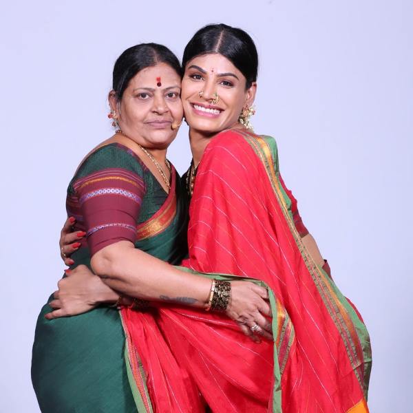 Neethu Vanajakshi with her mother