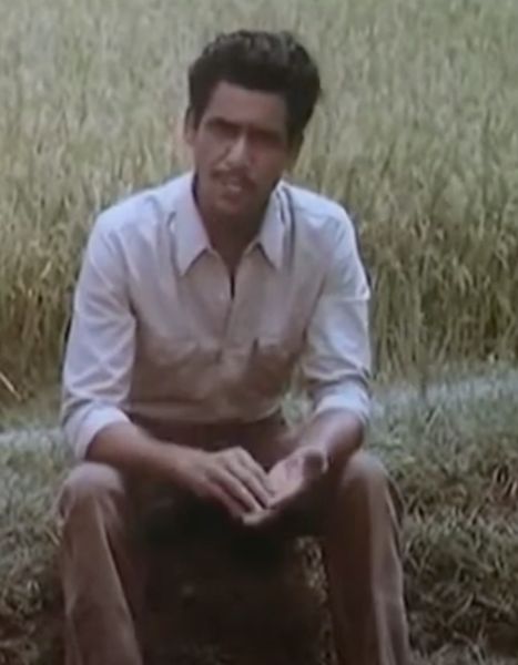Om Puri in a still from the film 'Arohan' (1982)