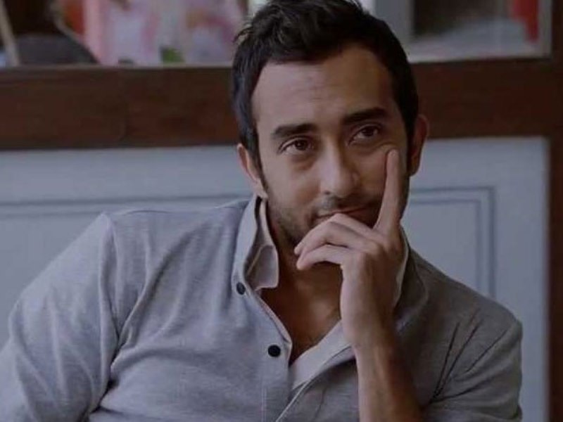 Rahul Khanna in a still from the Bollywood film Wake Up Sid (2009)