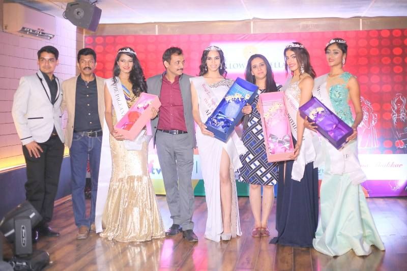 Sangeetha Sringeri (extreme right) ath the World Supermodel Pageant 2016