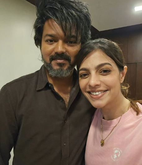 Santhi Mayadevi with Vijay (left) during the shoot of her first Tamil film, Leo