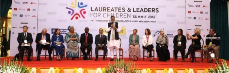 Satyarthi with the participants of the Laureates and Leaders For Children 2016 Summit