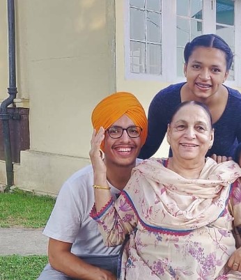 Sift Kaur Samra with her brother and grandmother