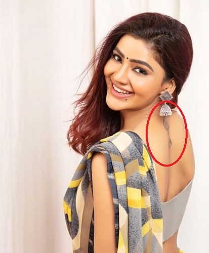 Soniya Bansal's tattoo on her back near her neck