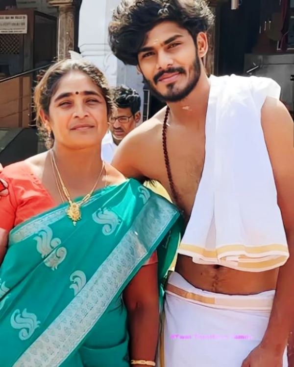 TTF Vasan with his mother