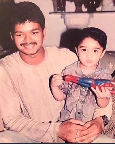 Vijay Sri Hari with his father