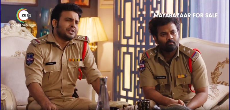  Getup Srinu (Srinu Boddupalli) as Police Inspector in ZEE5's Telugu comedy-drama Maya Bazaar For Sale (2023)
