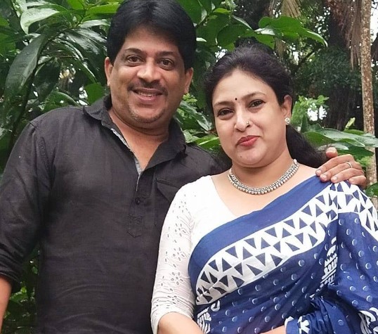 A picture of Meenakshi Dinesh's parents