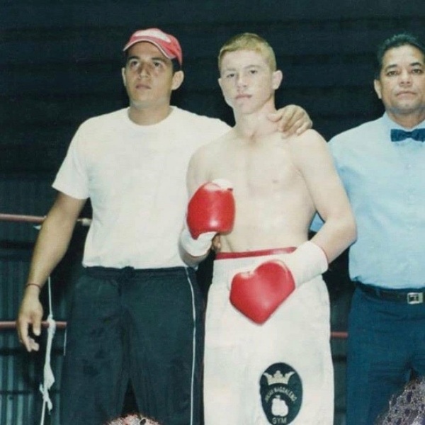 A young Canelo Alvarez and his long-time trainer Eddy Reynoso (left)