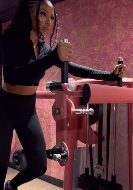 Floriane Bascou working out in the gym