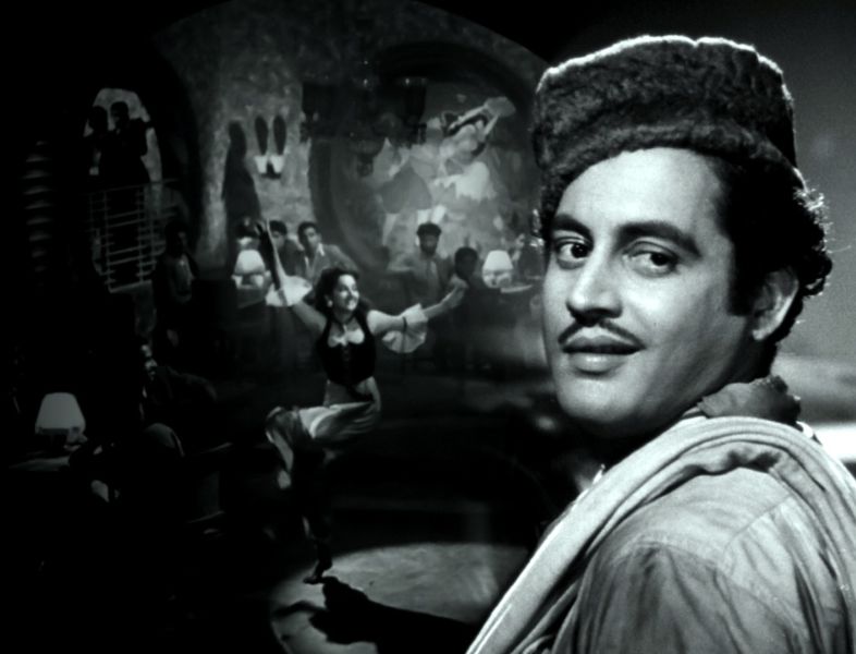 Guru Dutt in a still from the movie Aar Par