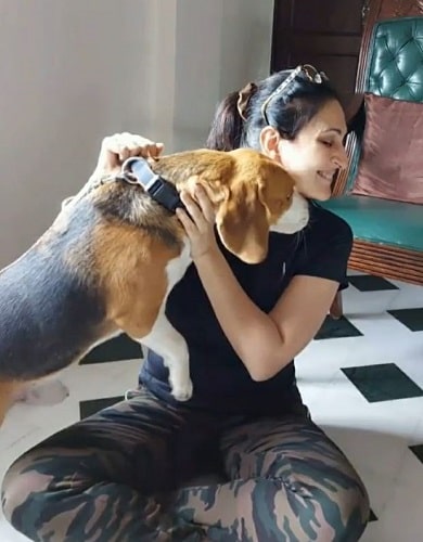 Juhi Babbar and her pet dog