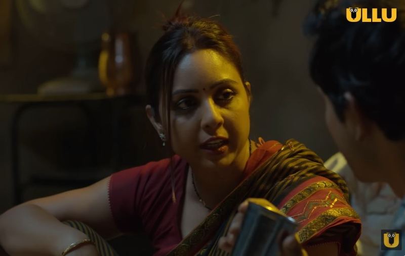 Khushboo Kamal as 'Ratna' in the web series 'Jhumke' (2022)
