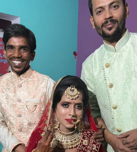 Kumar Saurabh with his brother and sister