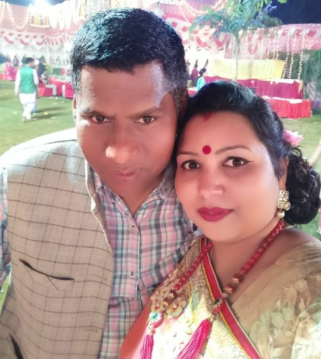 Ravi Gupta's elder sister, Poonam Gupta, with her husband, Dharamraj Gupta