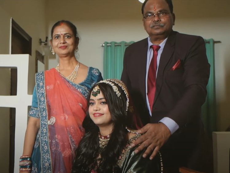 Ravi Gupta's wife, Prerna Srivastava, with her parents