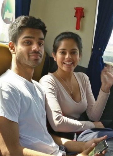 Riddhi Kumar with her brother