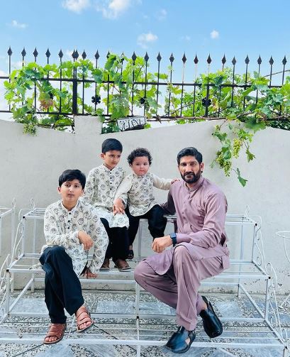 Sohail tanvir with his sons