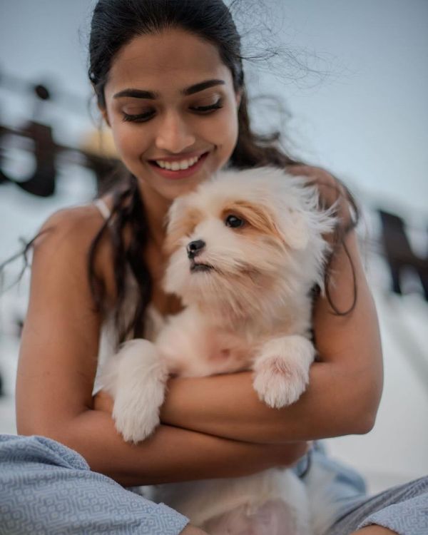 Vallari Viraj with her dog Gysmo