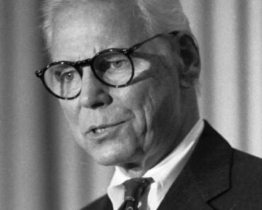Warren Anderson, former, Chairman and CEO Union Carbide Corporation (UCC)