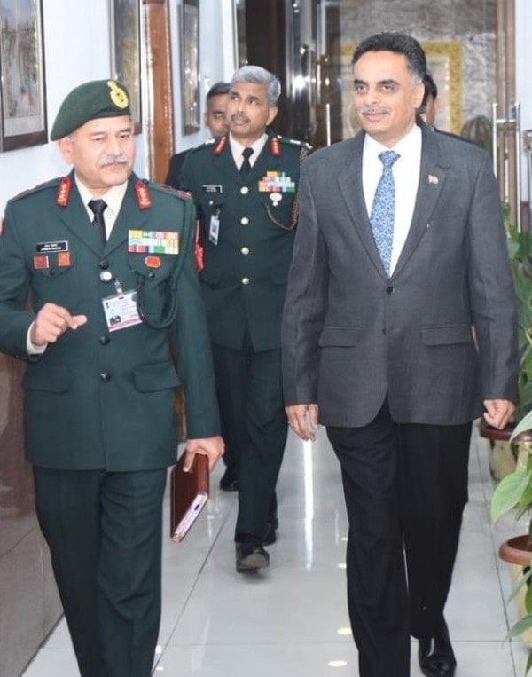 Anish Dayal Singh with Lt Gen Upendra Dwivedi