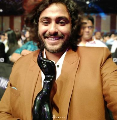 Antony with the Filmfare Award